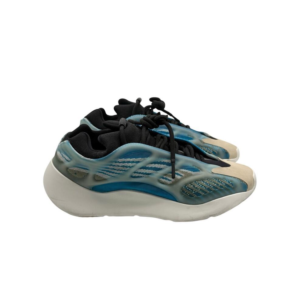 Adidas Yeezy 700 V3‎ Arzareth Men’s Size 11